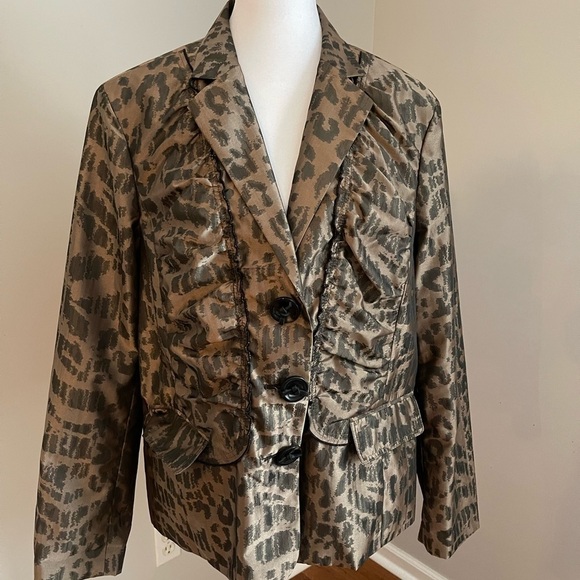 Chico’s Size 2 Leopard-printed jacquard copper palette Ruching/Ruffles NWT - Picture 1 of 11